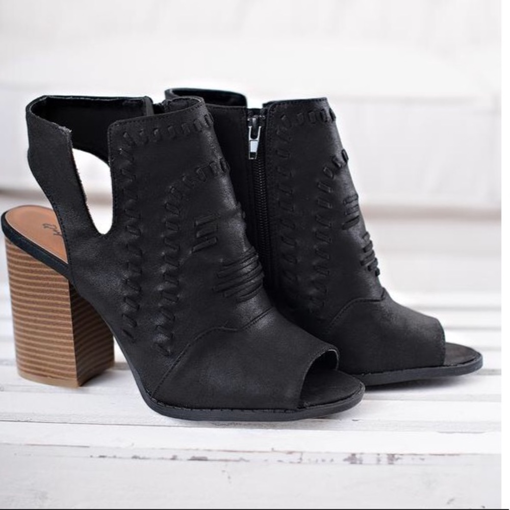 Nana Macs Black Booties